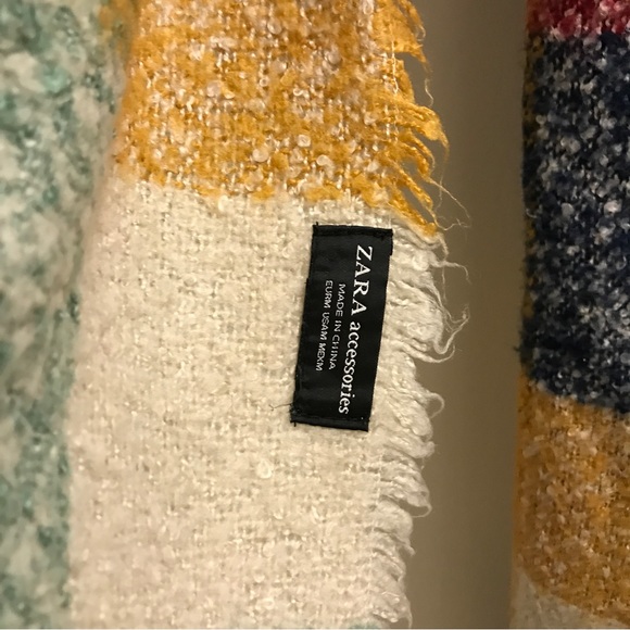 Zara scarf - Picture 4 of 4